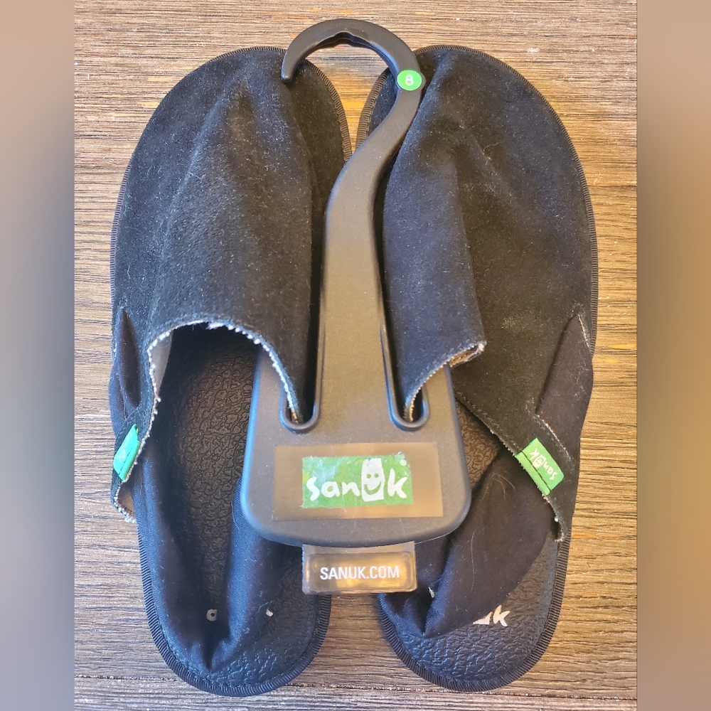Sanuk flats